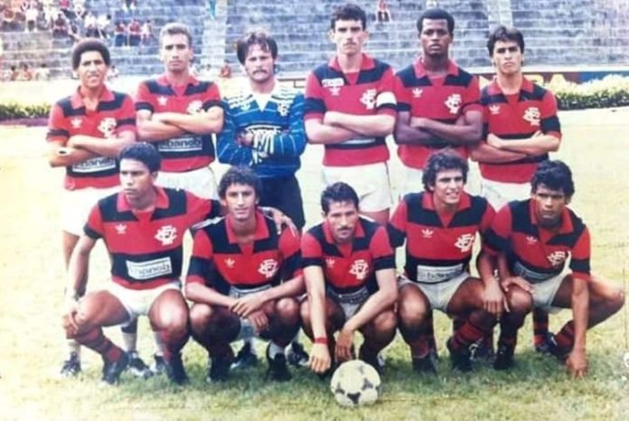 Dito Lopes conta a história de quando esqueceu sua agenda com informações de uma semana de pesquisa para um jogo entre Bahia e Guarani (SP).