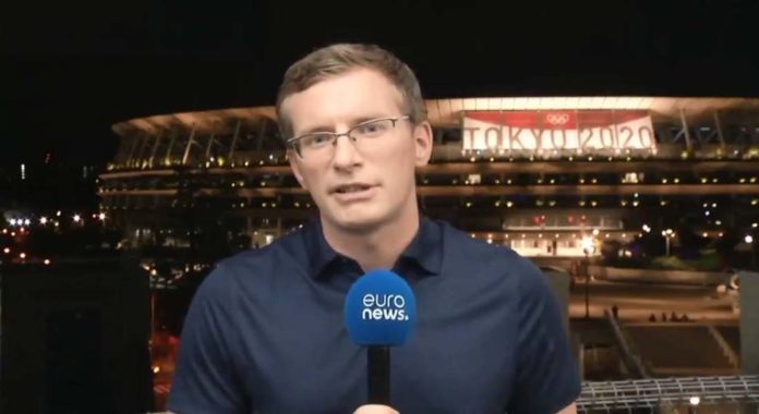 Philip Crowther viralizou nas redes sociais em 24/7 após fazer a cobertura das Olimpíadas de Tóquio em várias emissoras pelo mundo.