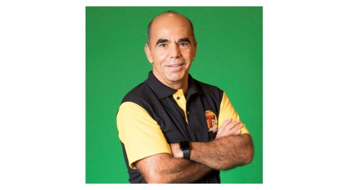 Márcio Bernardes, âncora e comentarista da equipe de esportes da Transamérica FM, em que está já há 21 anos, estreou a Resenha Bambambam.