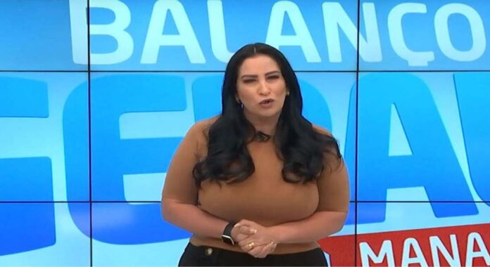 Fabíola Gadelha é a nova contratada da Record Entretenimento, empresa do Grupo Record voltada a gerenciamento de carreira.