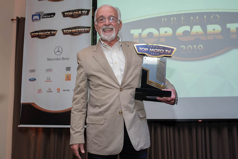 Josias Silveira durante cerimônia do Prêmio Top Car TV