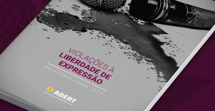 Abert aponta aumento de quase 22% em casos de violência contra a imprensa em 2021