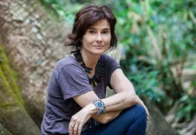 Eliane Brum é eleita Pensadora do Ano Governo Bolsonaro tem responsabilidade no assassinato de Dom Phillips e Bruno Pereira, diz Eliane Brum