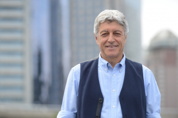 Caco Barcellos receberá o Prêmio Personalidade da Comunicação 2022