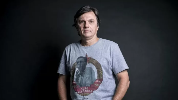Entidades repudiam ameaças a Mauro Cezar Pereira após crítica a Abel Ferreira