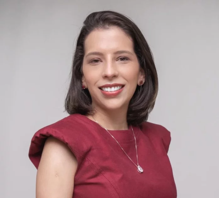 Déborah Oliveira assume diretoria de Conteúdo e Relações Públicas da IT Mídia