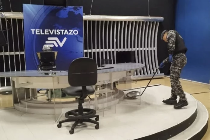 Jornalistas do Equador recebem envelopes com explosivos