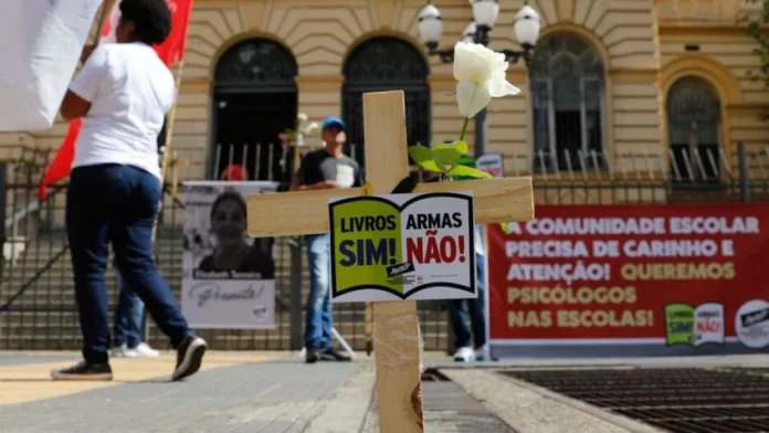 Jeduca reúne pesquisas sobre impactos da mídia em atentados a escolas