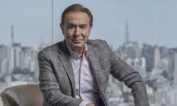 Amaury Jr. deixa a RedeTV após 21 anos de casa