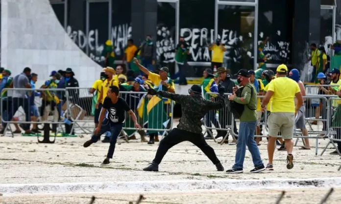 Entidades repudiam convocação de fotógrafo na CPI do 8 de janeiro
