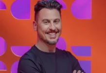 Leandro Demori assina com a EBC e comandará programa de entrevistas Leandro Demori assina com a EBC e comandará programa de entrevistas