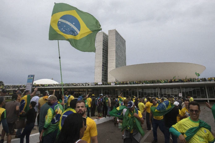 Agência Lupa lança documentário sobre desinformação e ataques do 8 de janeiro