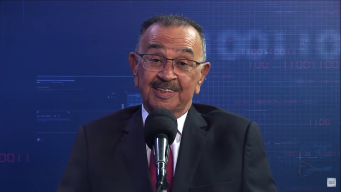 Percival de Souza deixa Record após 21 anos