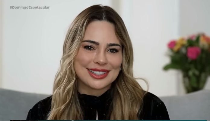 Rachel Sheherazade comandará novo programa dominical da Record
