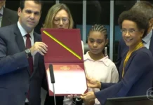 Zileide Silva vence o Prêmio Glória Maria de Jornalismo, da Câmara Federal