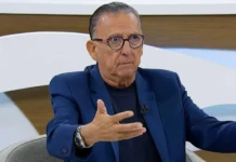 Galvão Bueno rompe com NSports após discordar de ação contra SBT Galvão Bueno assina com a Band e retorna à emissora após 44 anos