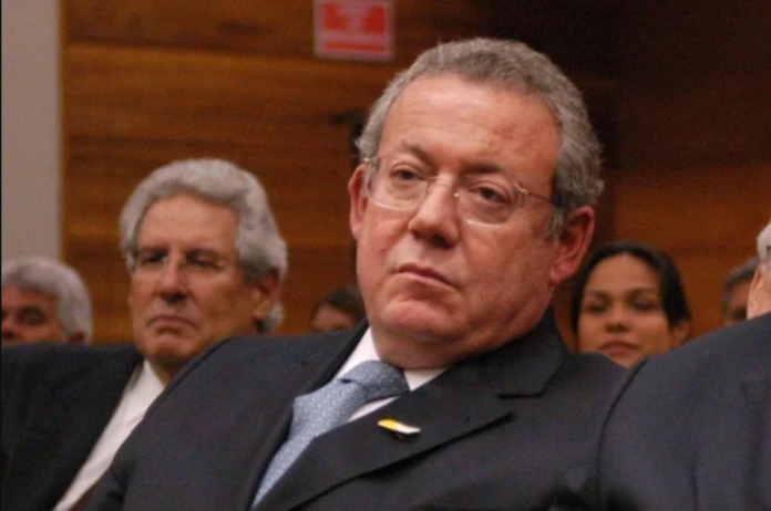 Morreu Maurício Dinepi, último dirigente do Jornal do Commercio