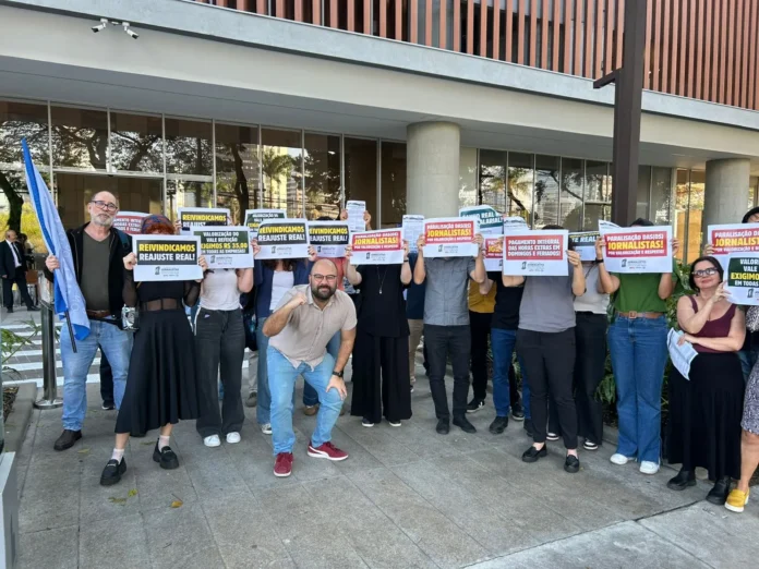 Paralisação-SP Jornalistas de jornais e revistas de SP fazem paralisação nesta quarta-feira (10/9)