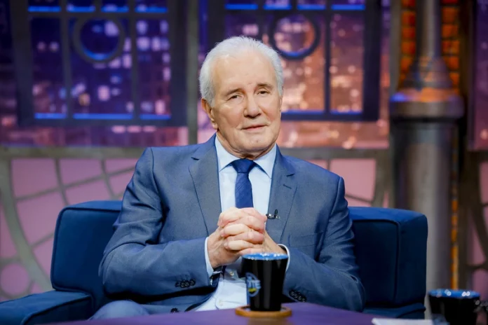 Celso Freitas assina com SBT News