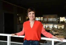 Glória Vanique assina com a TV Gazeta e apresentará o programa Mulheres Glória Vanique assina com a TV Gazeta e apresentará o programa Mulheres