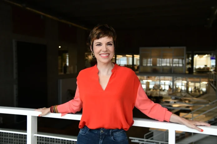 Glória Vanique assina com a TV Gazeta e apresentará o programa Mulheres