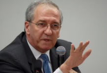 Panamá deporta Franklin Martins e depois pede desculpas