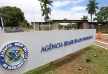 Entidades protocolam ação civil pública contra a União por uso da Abin para vigiar jornalistas Entidades protocolam ação civil pública contra a União por uso da Abin para vigiar jornalistas