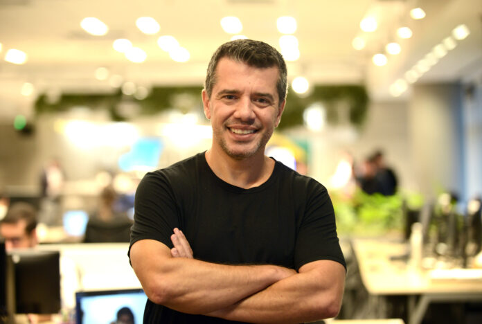 Rodrigo Flores é o novo head do InfoMoney